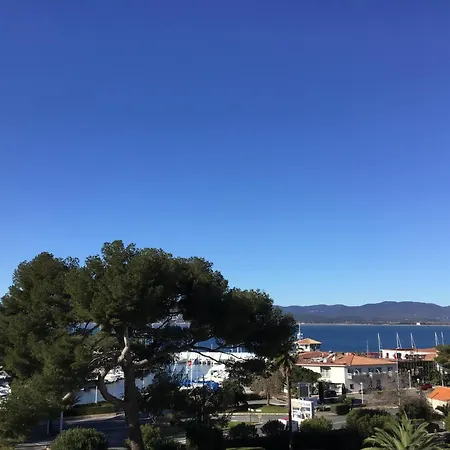 Tres Bel Vue Mer-piscine-port Santa Lucia Saint-Raphaël